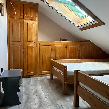 Konkoly Lovarda és * Lenti